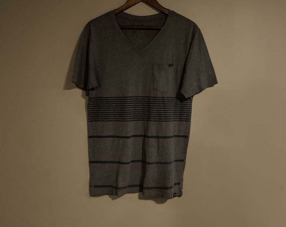 Hurley Men's Grey Striped V-Neck Pocket T-Shirt